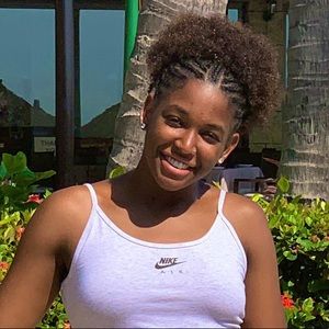 Meet your Posher, Randi